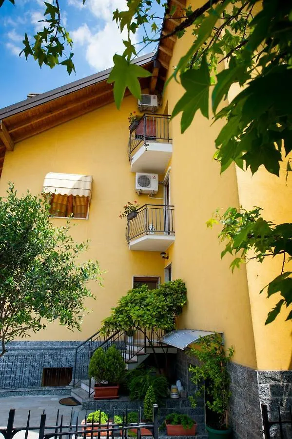 Bed & Breakfast Daniela B&B Fiera Pero Italy
