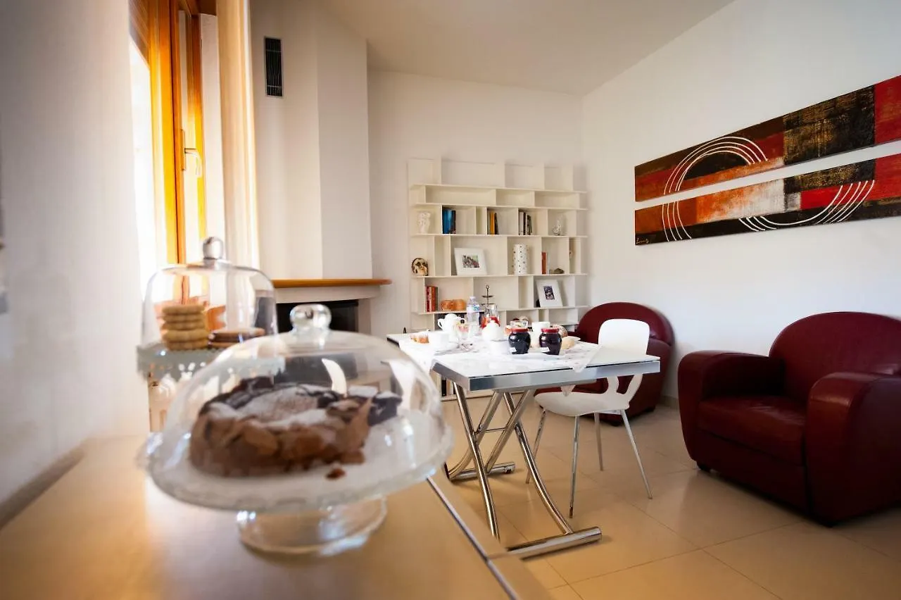 Daniela B&B Fiera Pero Bed & Breakfast